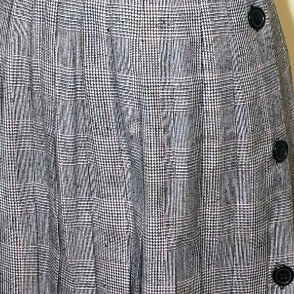 Highland Queen Vintage Pleated Grey Plaid Long Skirt, SZ 6 27" waist - Picture 3 of 9